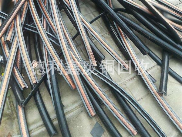 �U늾��������U�|���������U�~����